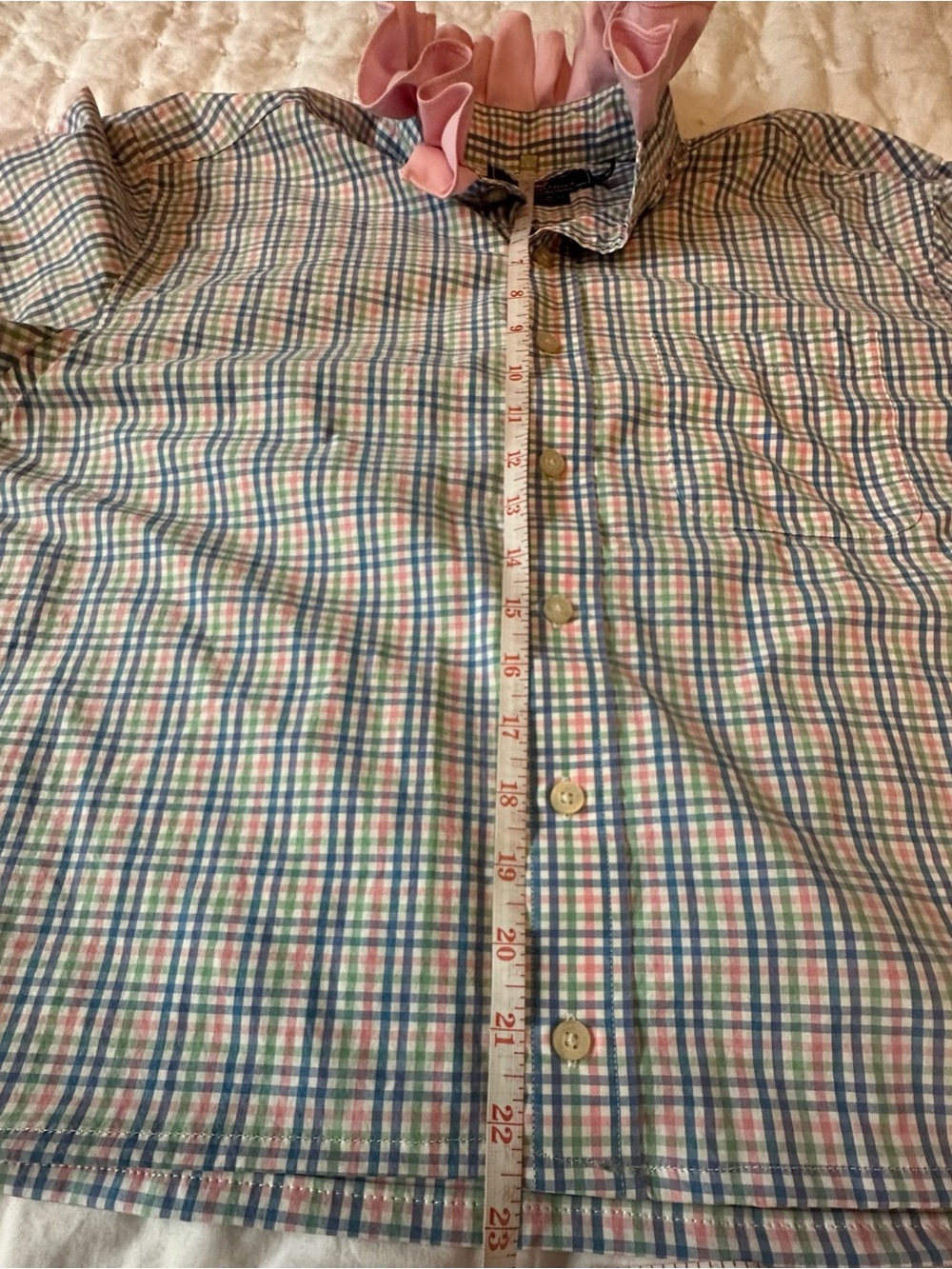 Women - Upcycled (reworked) men’s shirt with ruffled collar - Picture 6 of 7